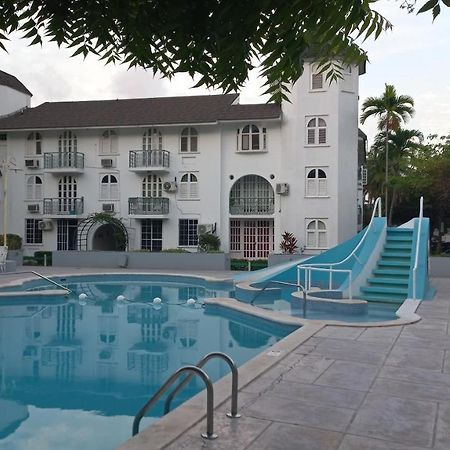 Beach 1 Bedroom 32 Ocho Rios Exterior photo