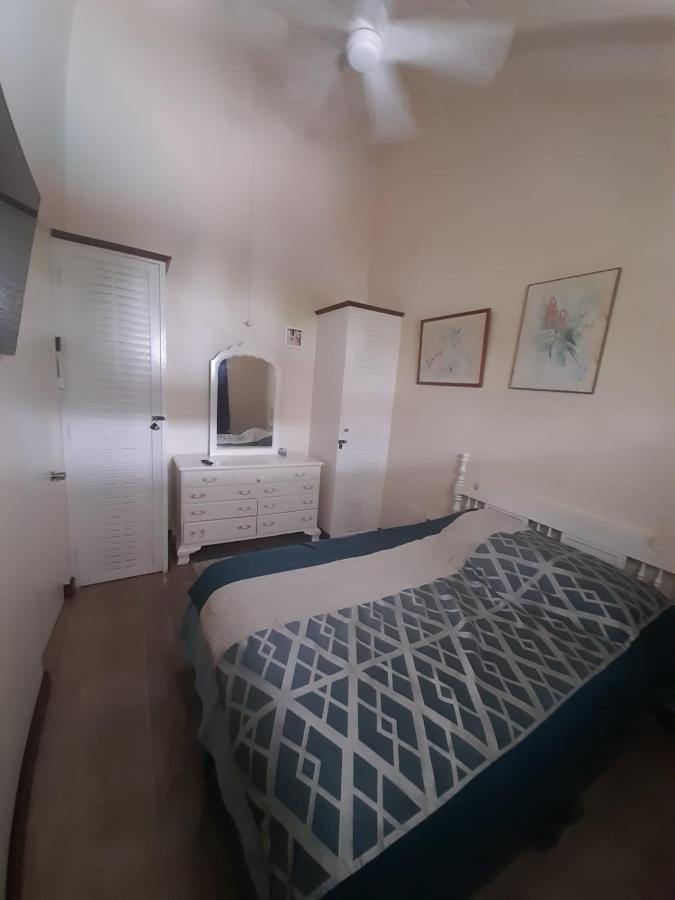 Beach 1 Bedroom 32 Ocho Rios Exterior photo