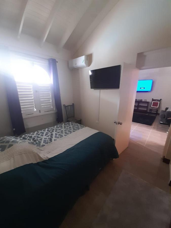Beach 1 Bedroom 32 Ocho Rios Exterior photo